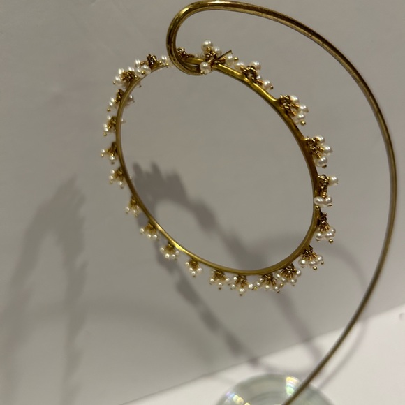 ME&RO Jewelry - Early Vintage Me & Ro 18k Pearl Bangle